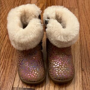 Like New Baby UGG Cozy Faux Fur Lined Boots with Colorful Designs-4/5